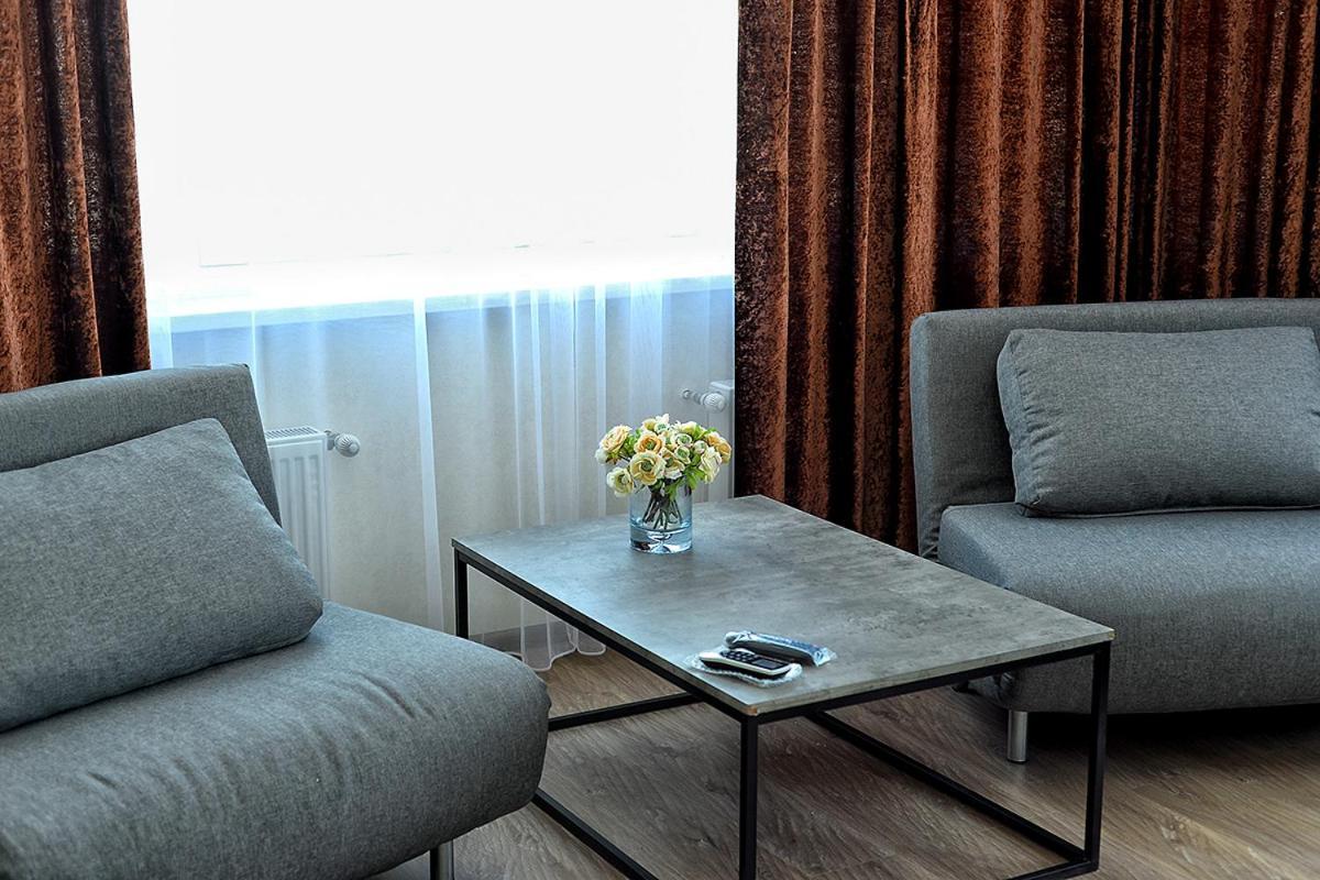Arkpalmira Hotel Oldenburg Bagian luar foto