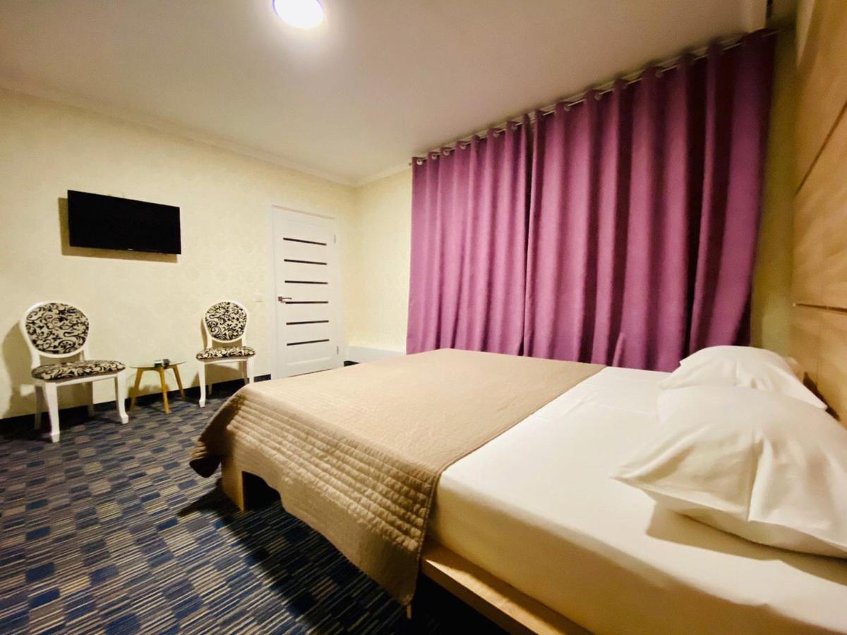 Arkpalmira Hotel Oldenburg Bagian luar foto
