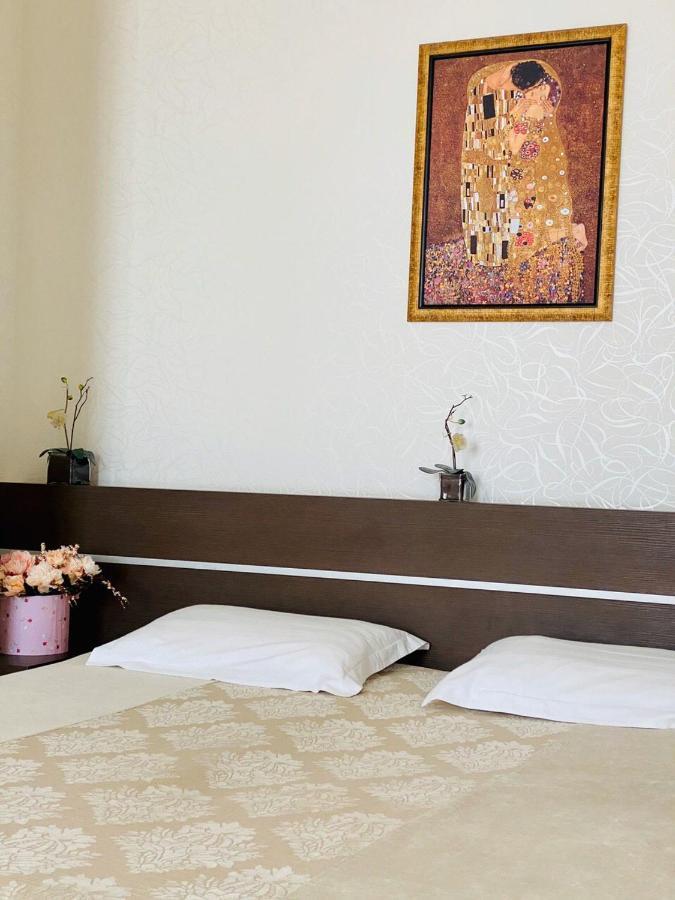 Arkpalmira Hotel Oldenburg Bagian luar foto