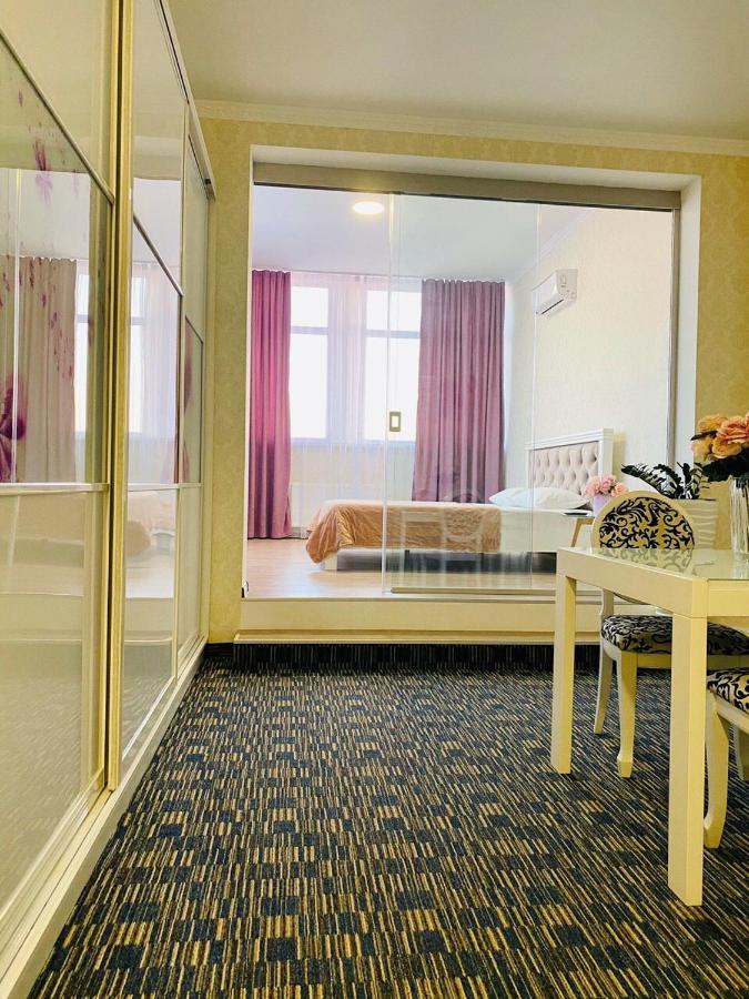 Arkpalmira Hotel Oldenburg Bagian luar foto